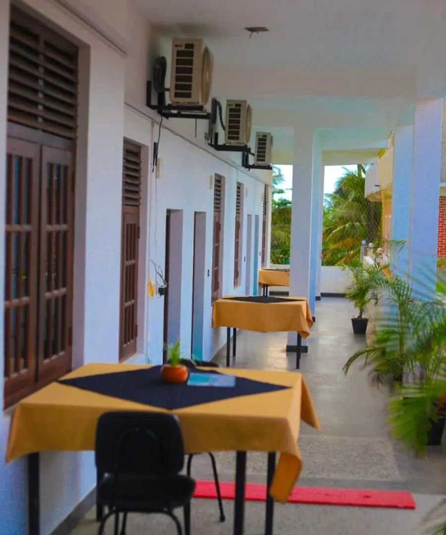 Hotel Royal Hub Kudapaduwa Sri Lanka