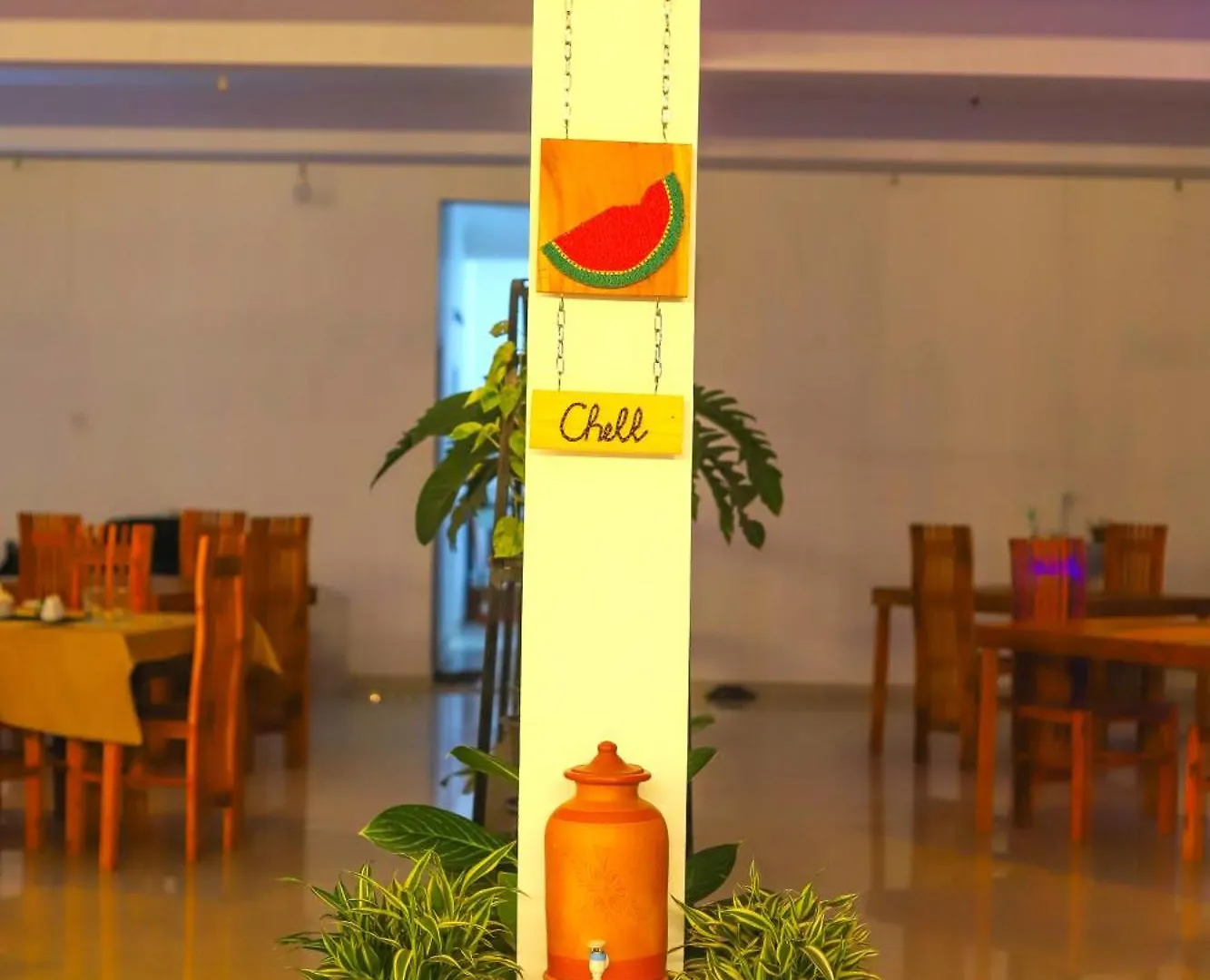 Resort Hotel Royal Hub Kudapaduwa